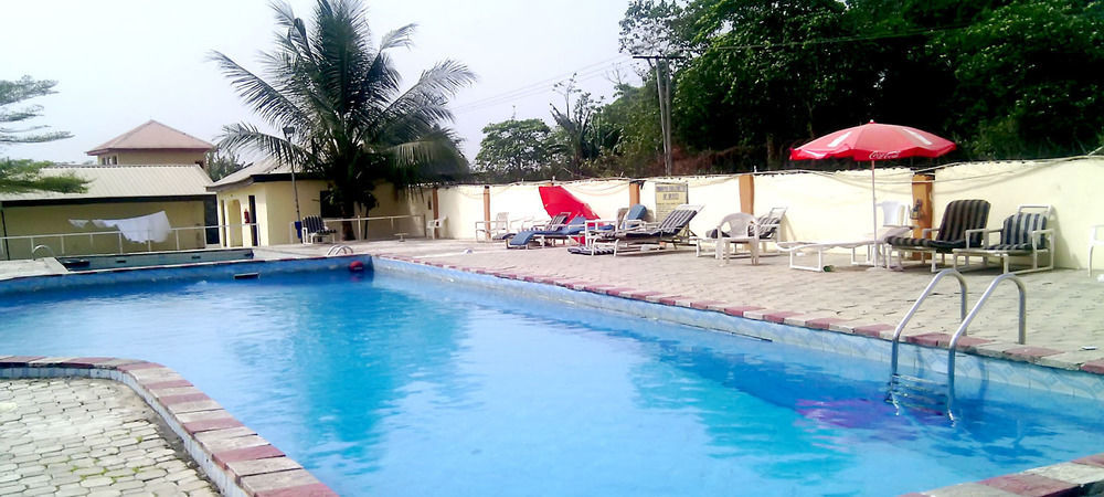 Tiffany Hotel And Towers Imogwu-Agwa Esterno foto