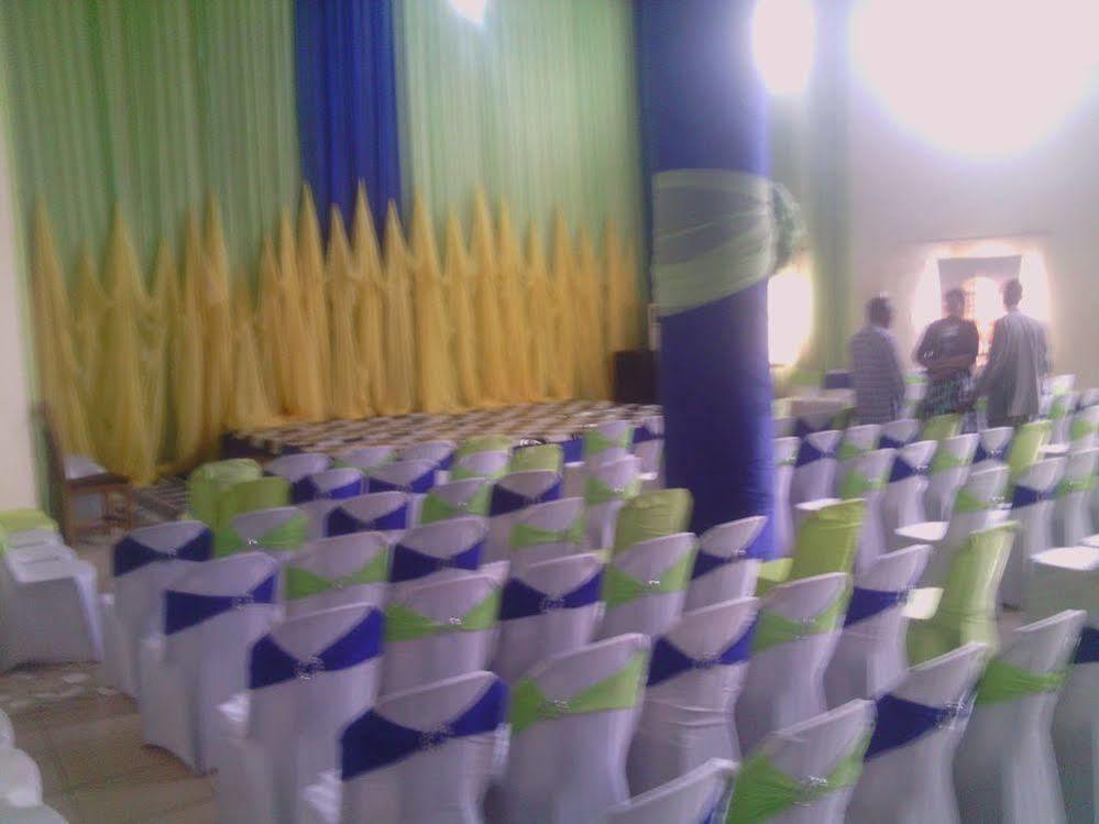 Tiffany Hotel And Towers Imogwu-Agwa Esterno foto