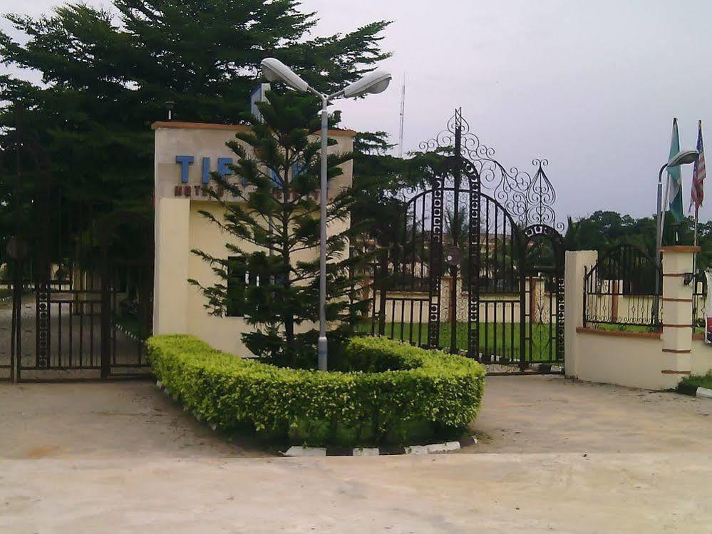 Tiffany Hotel And Towers Imogwu-Agwa Esterno foto