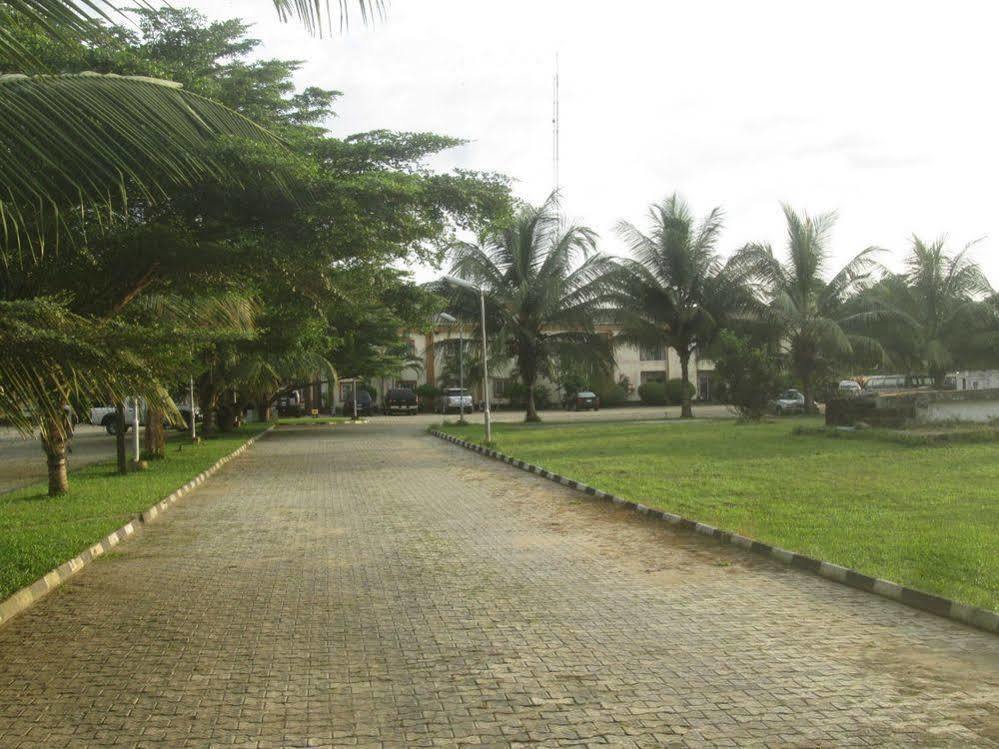 Tiffany Hotel And Towers Imogwu-Agwa Esterno foto